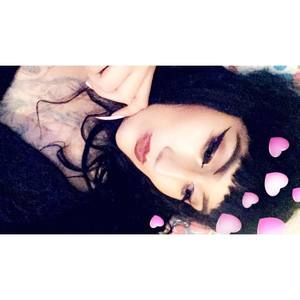 Meet your Posher, Ava